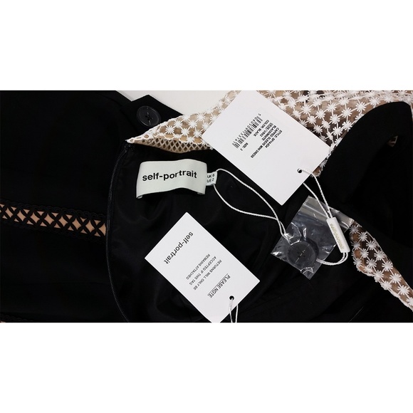 SELF-PORTRAIT Monochrome Cape Mesh Lace Mini - Picture 4 of 7